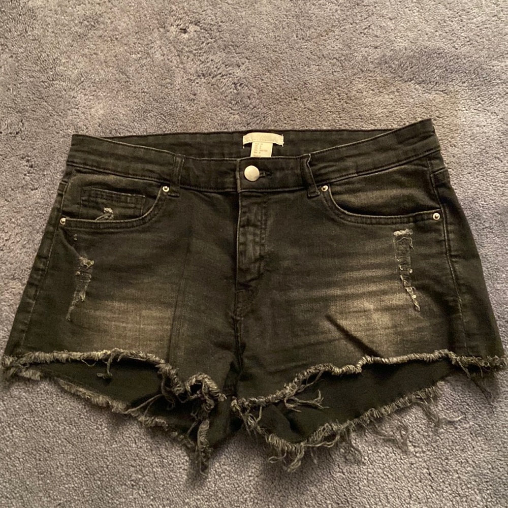 H&M • black ripped shorts